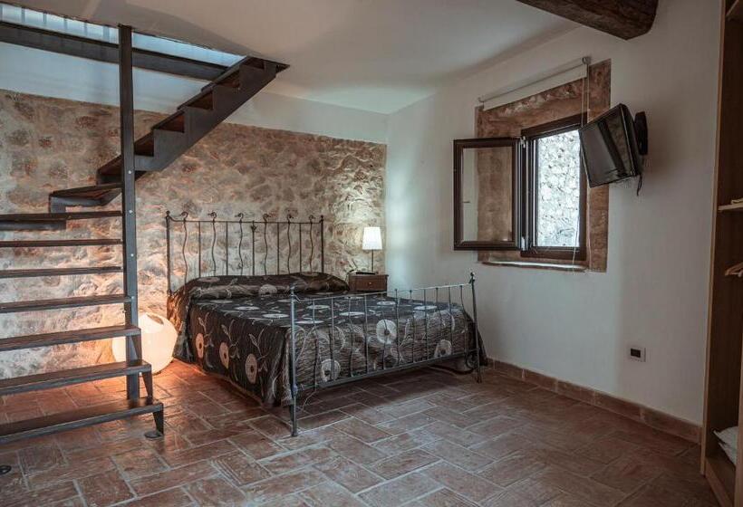 Семейный Номер, Locanda Persei
