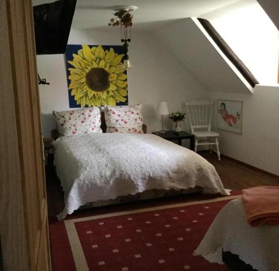 スタンダードルーム, Három Huszár Köveskal