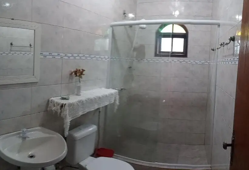 سوییت, Pousada Chalé Cantinho Verde
