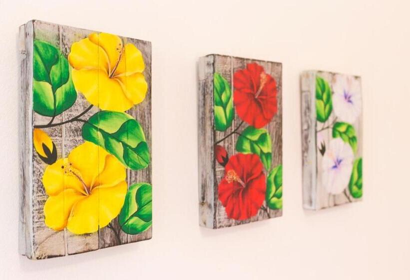 سوئیت 2 خوابه, Villa Kannel