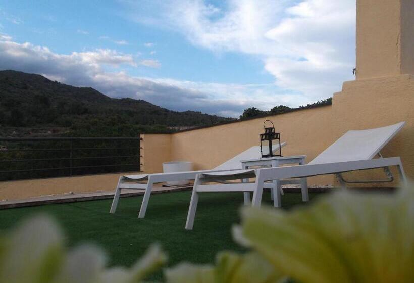 Suite with Terrace, A&e.escornalbou