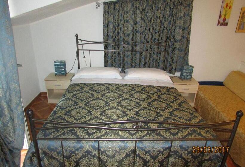 标准三人间, L Acquario