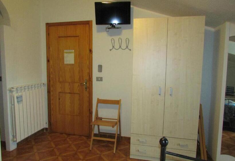 标准三人间, L Acquario