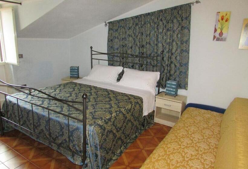 标准三人间, L Acquario