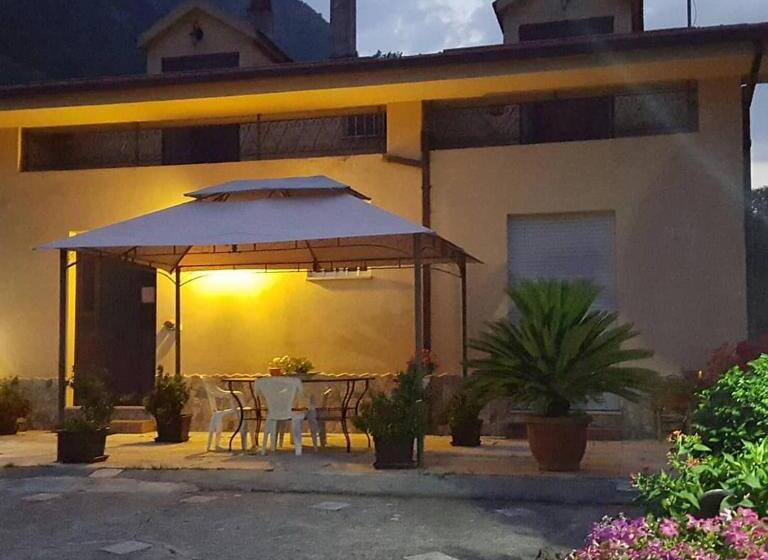 标准间, L Acquario