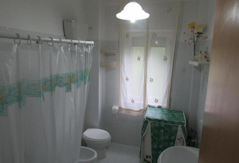 四人标准间, L Acquario