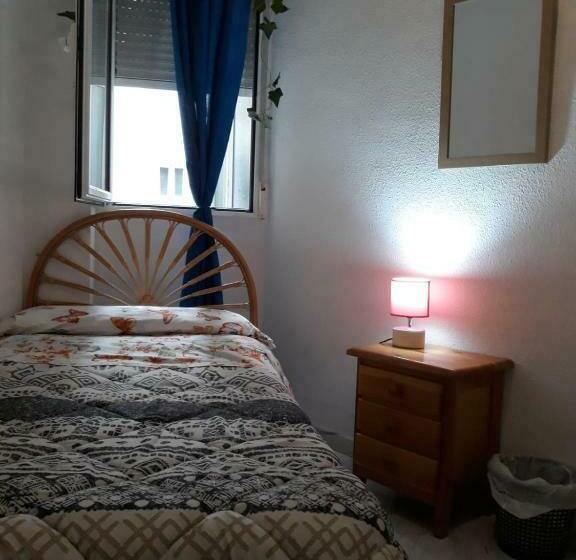 اتاق استاندارد یک نفره, Guest House Capitan Meca