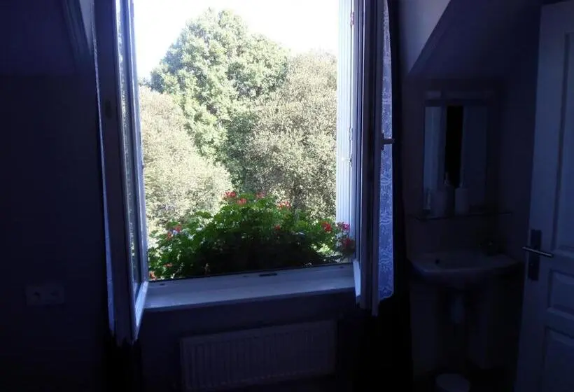 スタンダードルーム, Riverside Bed And Breakfast