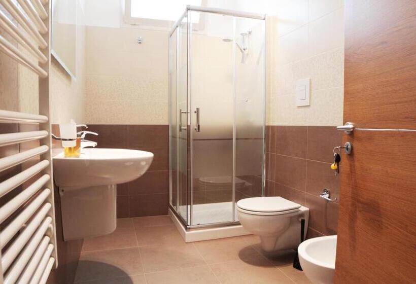 Pokój Czteroosobowy Standard, Terra Oltre B&b