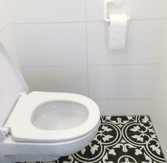 ファミリールーム, The Black Sheep Hostel