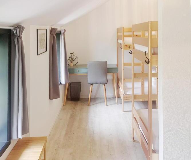 ファミリールーム, The Black Sheep Hostel