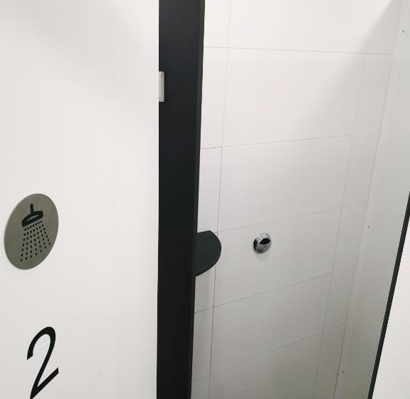 Четырехместный Номер Economy, The Black Sheep Hostel