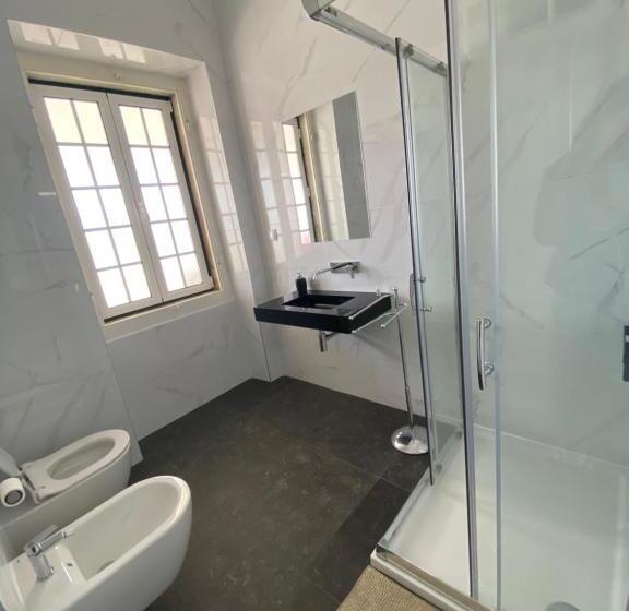Quarto Estandar, Casa Branca