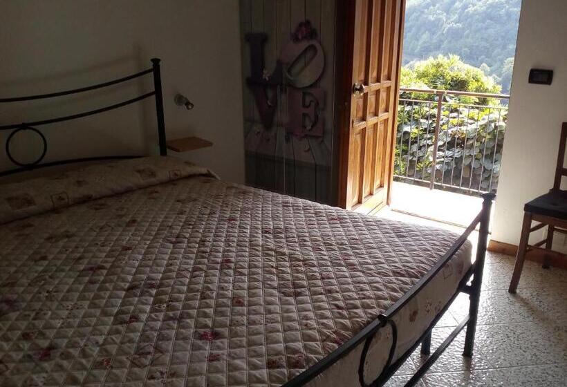 Номер Стандарт Трехместный, B&b Al Ciliegio Del Turchino