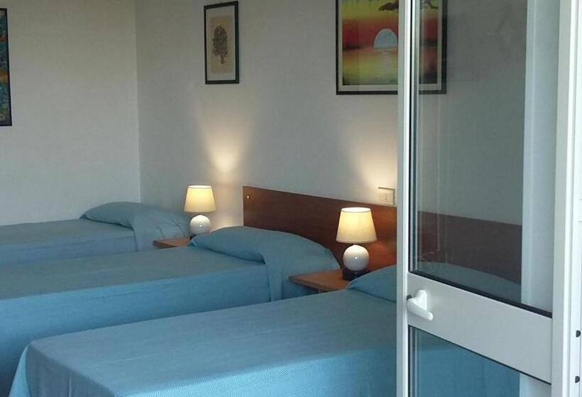 חדר קומפורט לשלושה, I Tre Ciliegi