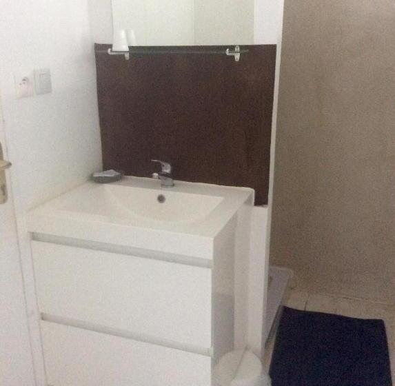 스탠다드 룸, La Planque