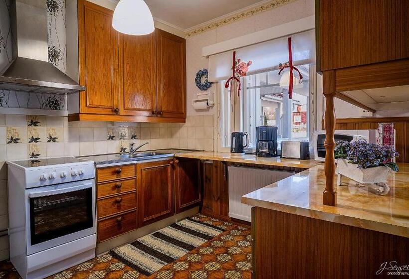 豪华房间, Westbay Inn