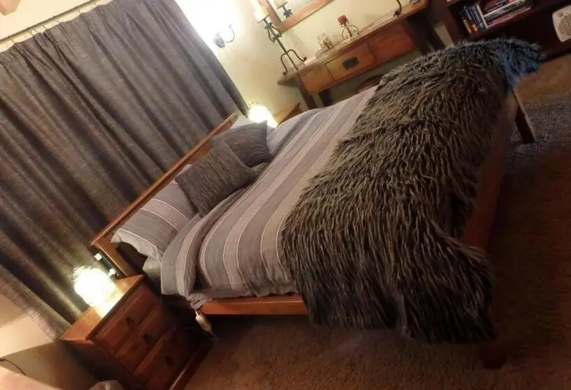 ガーデンビュースタンダードルーム, Tree House Lodge Bed & Breakfast