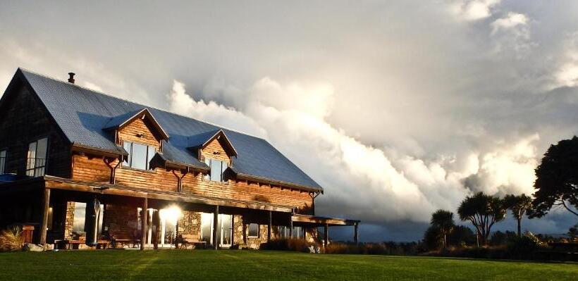 Номер Стандарт Вид на Сад, Tree House Lodge Bed & Breakfast