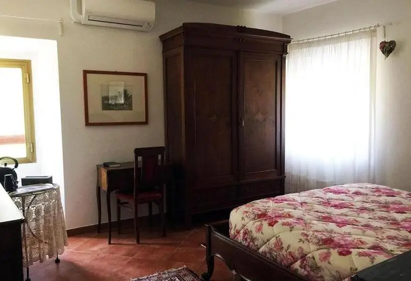 Standard-huone, Borgo Della Rocca