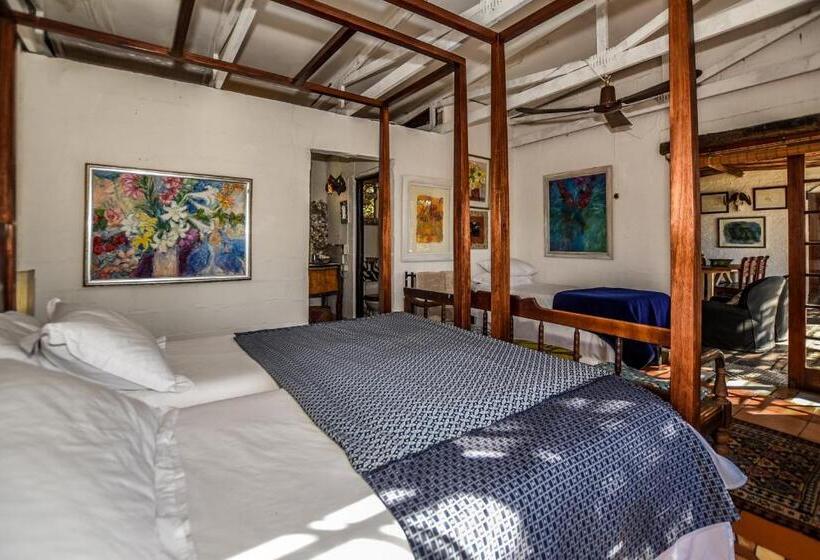 家族用バンガロー, Eloff Guest House And Gallery