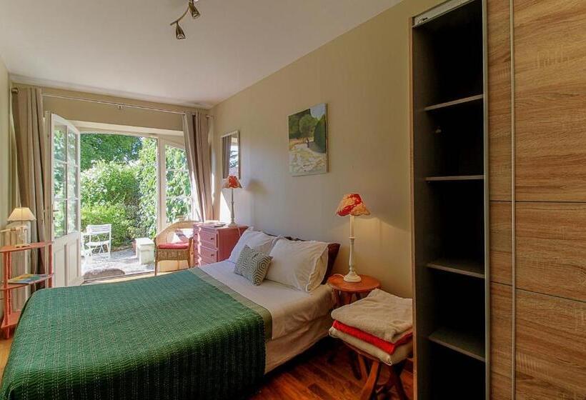 标准房带园景, La Madeleine