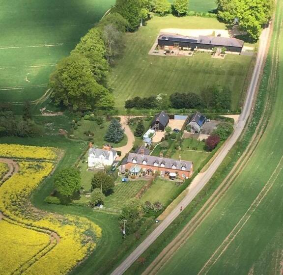 スタンダードルーム, Mulberry Barn