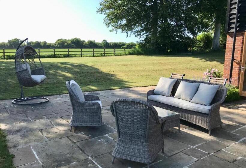 スタンダードルーム, Mulberry Barn