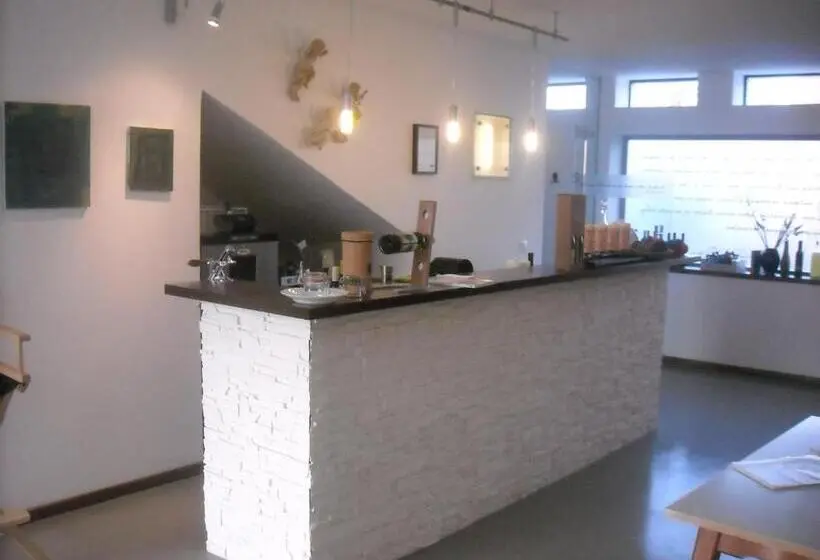 デラックスルーム, Weinek S Kellerstöckl U. Lodge