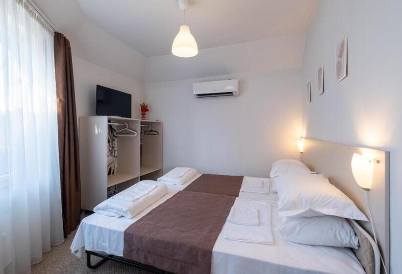 דירת פנטהאוז 1 חדרי שינה, Blue Label Apart House