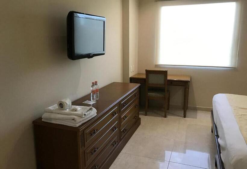 غرفة قياسية فردية, Del Viajero