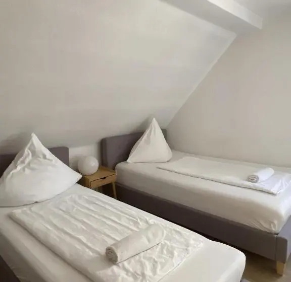 スタンダードルーム, & Hostel Albstadt