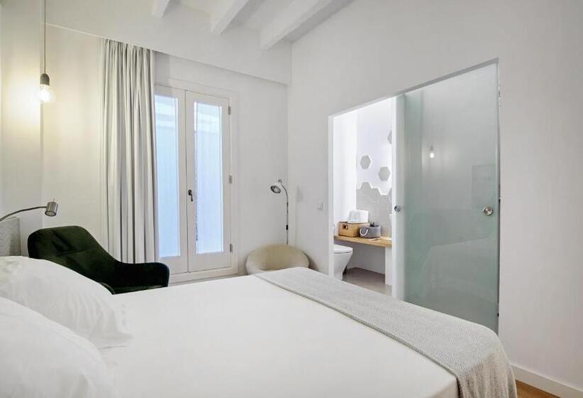 テラス付きスタンダードルーム, Mon