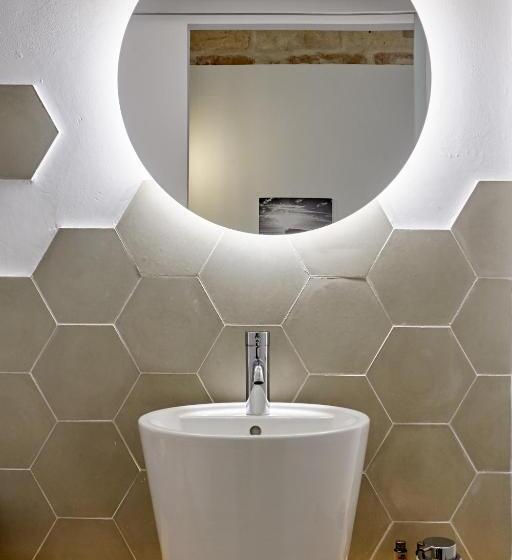 テラス付きスタンダードルーム, Mon