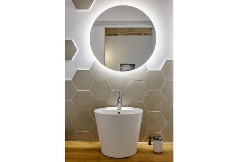 テラス付きスタンダードルーム, Mon