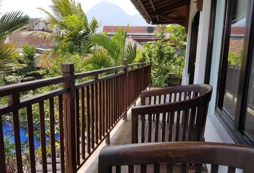 Standardzimmer mit Balkon, Jos & Hanny Homestay
