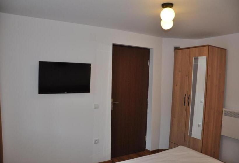 Номер Стандарт, Pensiunea La Ionica