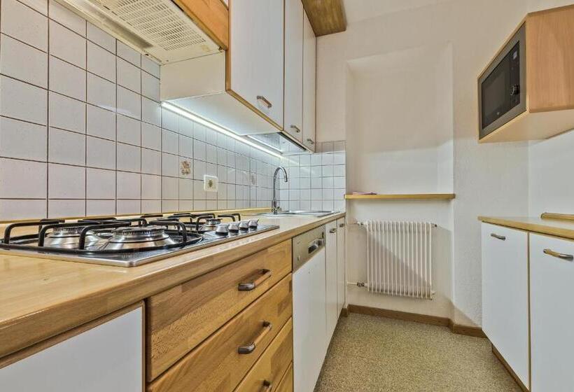 דירת חדר נוף לגינה, Appartamenti Vilin