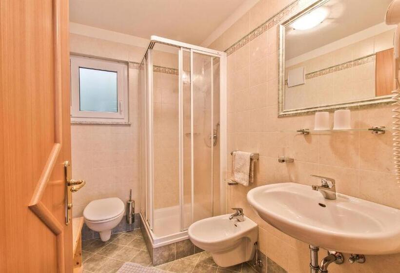 Апартаменты 1 Спальня с Террасой, Appartamenti Vilin