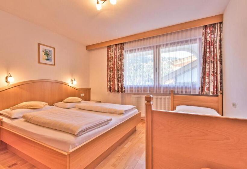 דירת חדר עם טרסה, Appartamenti Vilin