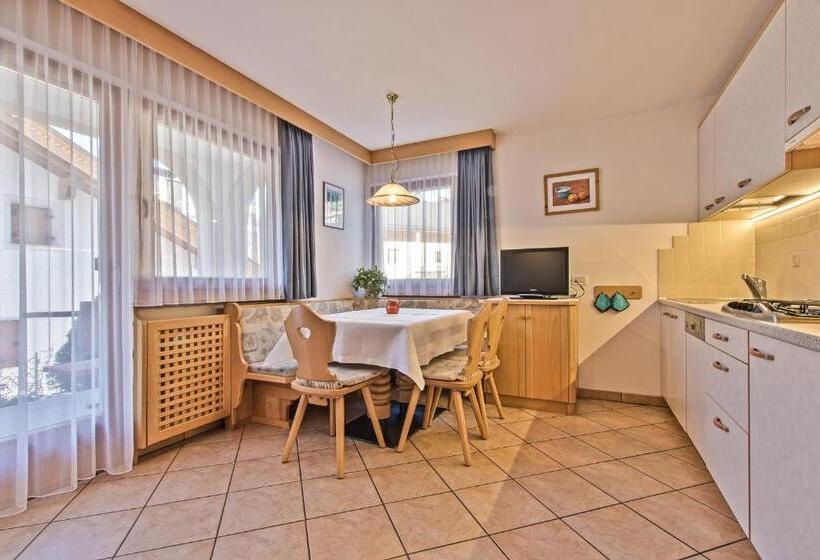 דירת חדר עם טרסה, Appartamenti Vilin