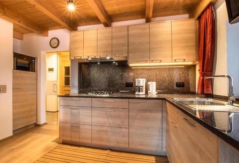 דירה בת חדר שינה 1 עם נוף, Appartamenti Vilin