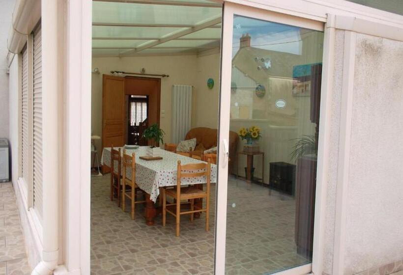 四人标准间, Armalou