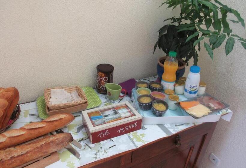 四人标准间, Armalou