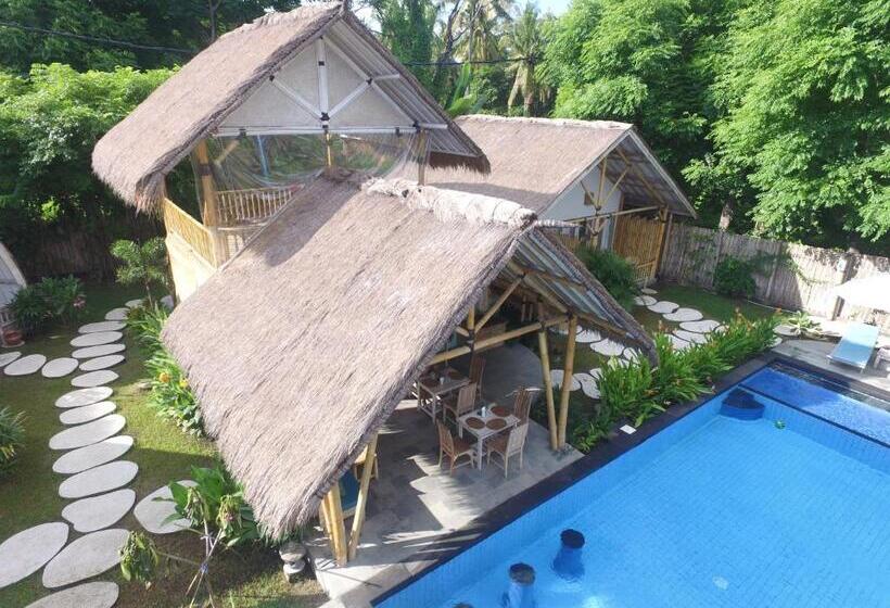 Семейный Номер Вид на Сад, Gili Matiki
