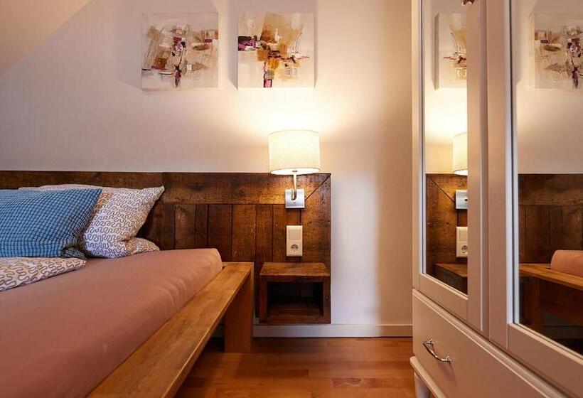 اتاق استاندارد یک نفره, Alte Ratsschänke