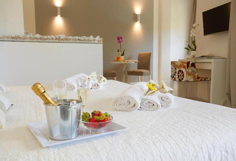 اتاق لوکس چهار تخته, B&b Mondello Design