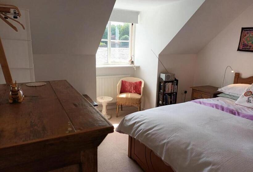 Люкс, Chez Jo Apartments