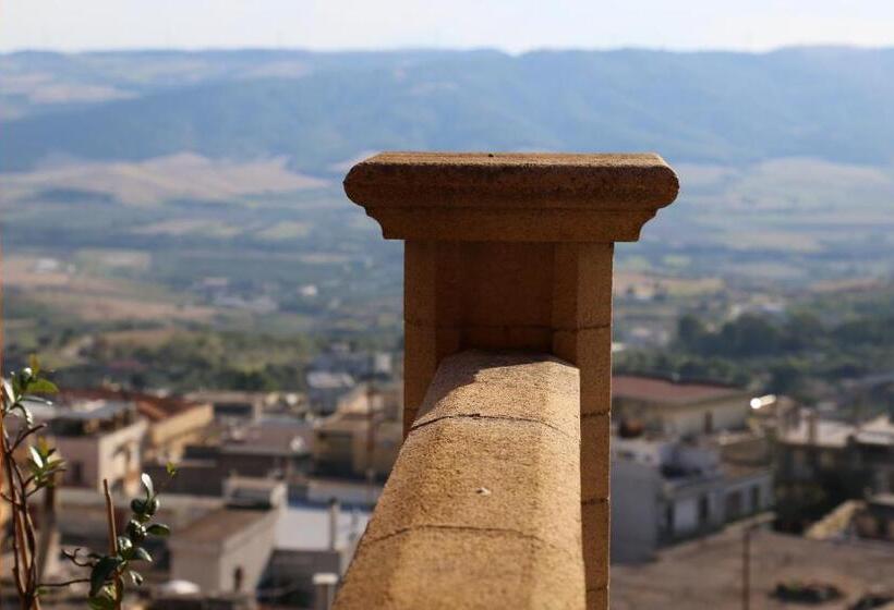 Семейный Номер, Habitans