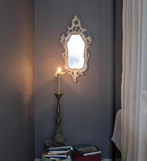 전망 주니어 스위트, Leconvertite